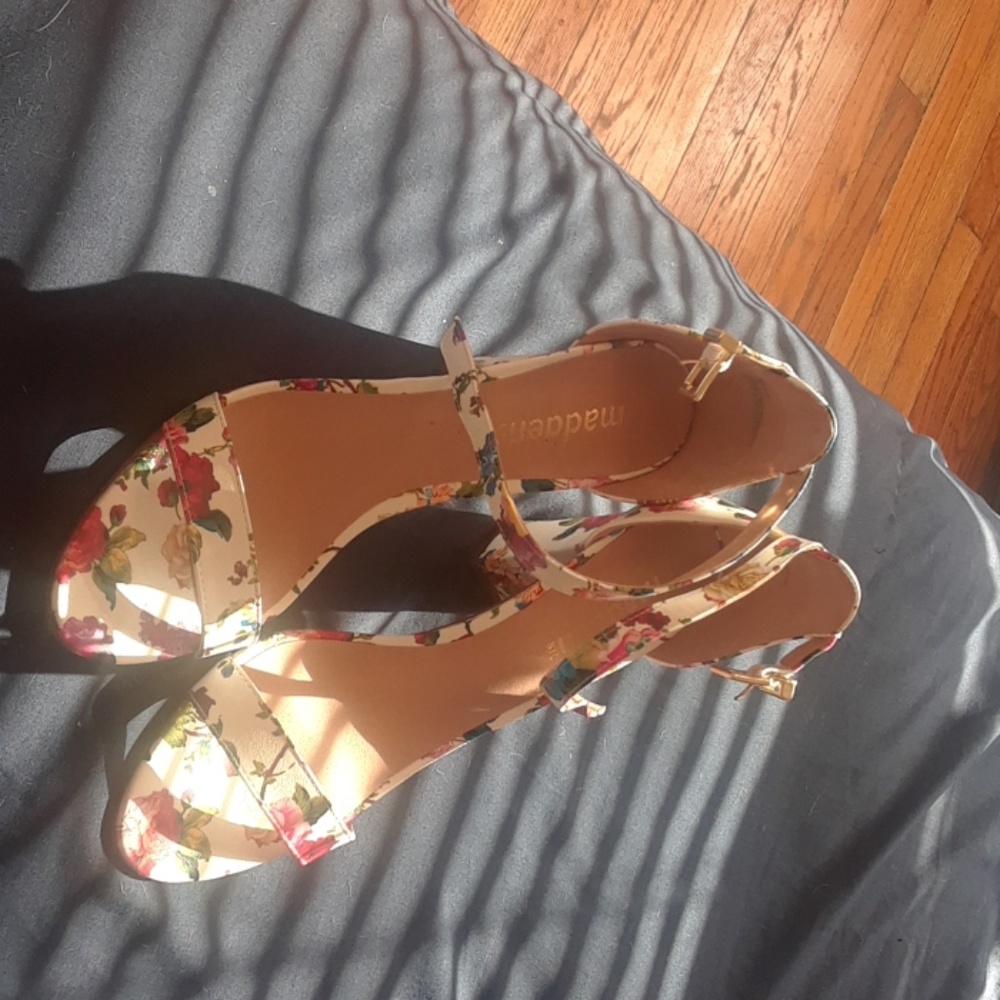Shoes - Picture 3 of 5